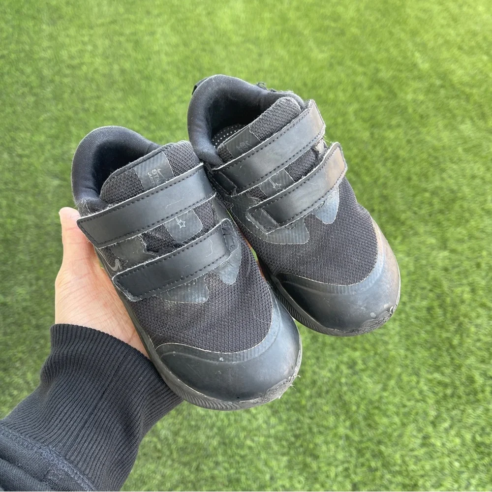 Nike toddler shoes